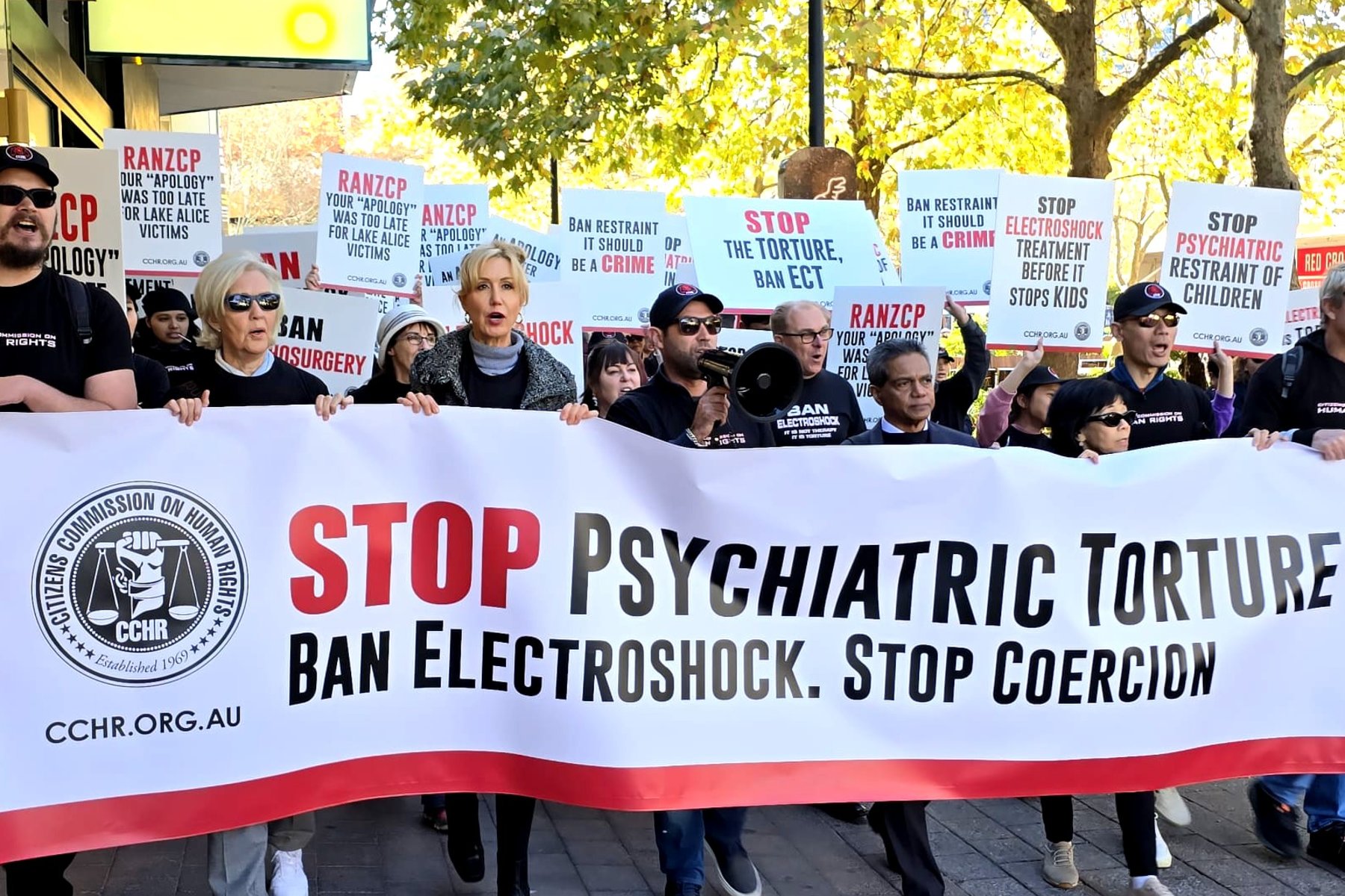 Občanská komise za lidská práva požaduje, aby Royal Australian and New Zealand College of Psychiatrists (RANZCP) ukončila podporu donucovací psychiatrie